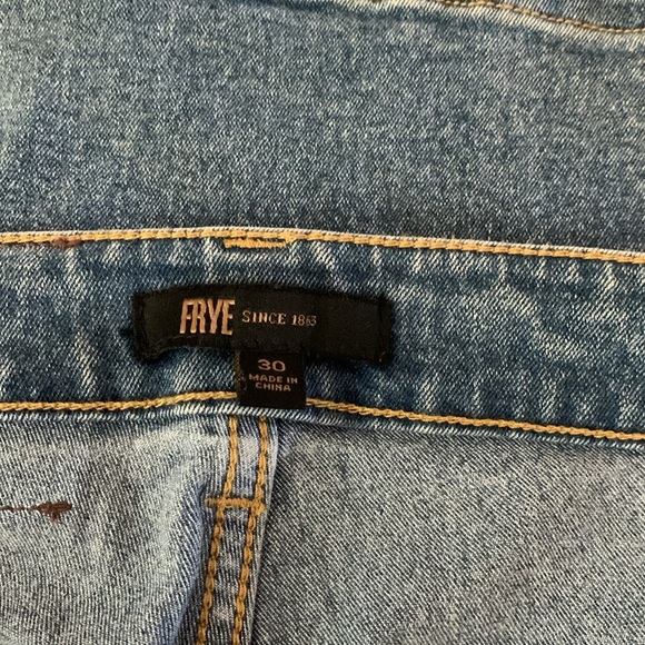 NWT FRYE JEANS size 30 - Picture 7 of 8
